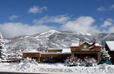 CO/Steamboat/Holiday Inn Steamboat Springs/Aussenansicht-Winter-340