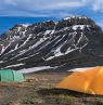 Campen in den Mackenzie Mountains Credit: Northwest- Territo
