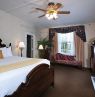 Zimmer mit King Bett, Hotel Colorado, Glenwood Springs, Colorado - Credit: Hotel Colorado