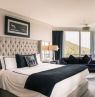 Zimmer 1 King, Rimrock Resort Hotel, Banff, Alberta Credit - Expedia