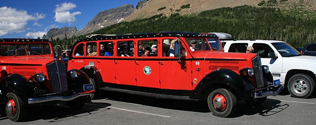 MT/allg Bilder/Glacier Park/Bus TITEL