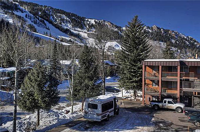 Aspen Silverglo, Aspen - Credit: Aspen Silverglo