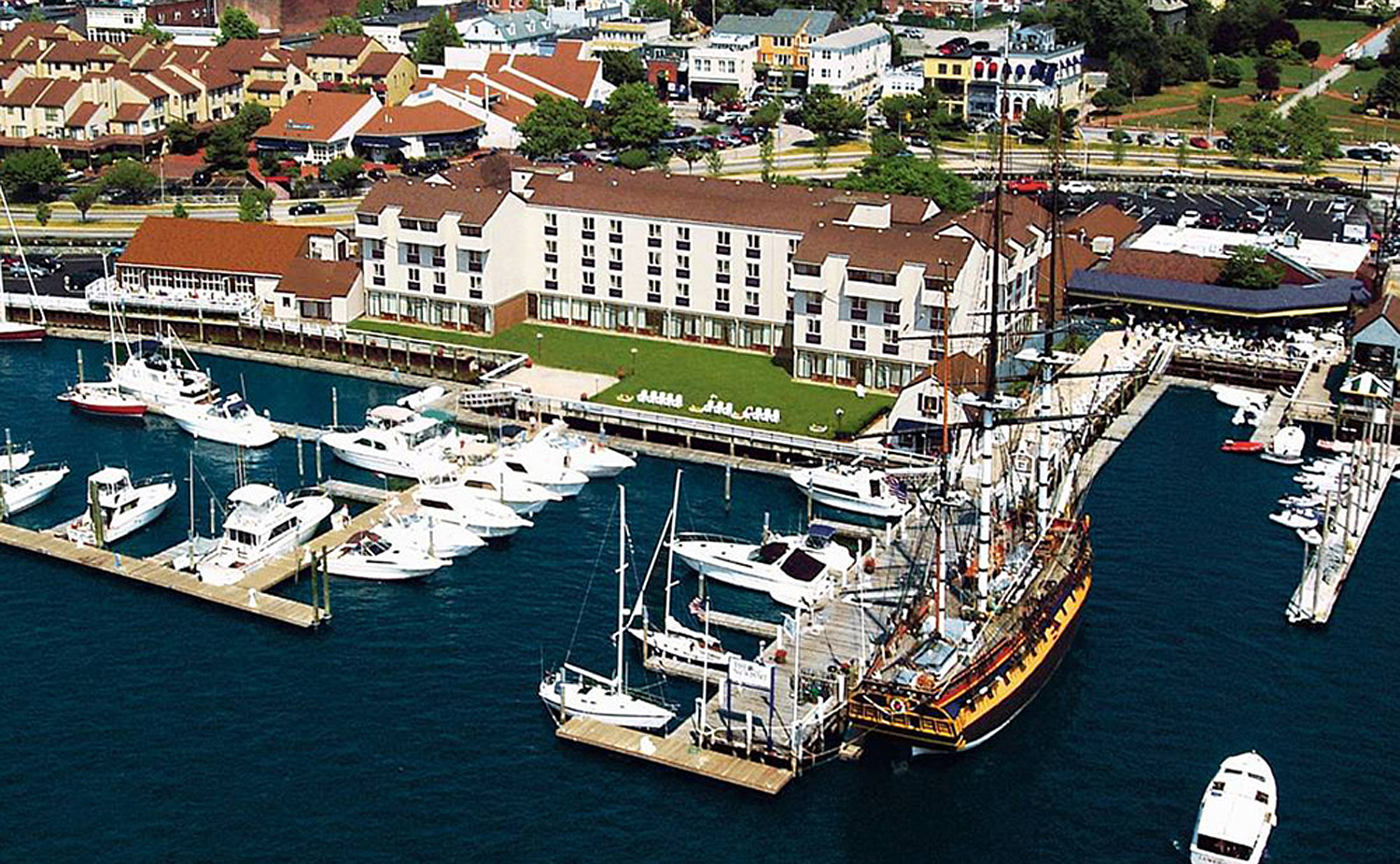Außenansicht, Newport Harbour Hotel and Marina, Newport, Rhode Island, USA - Credit: Newport Harbour Hotel and Marina
