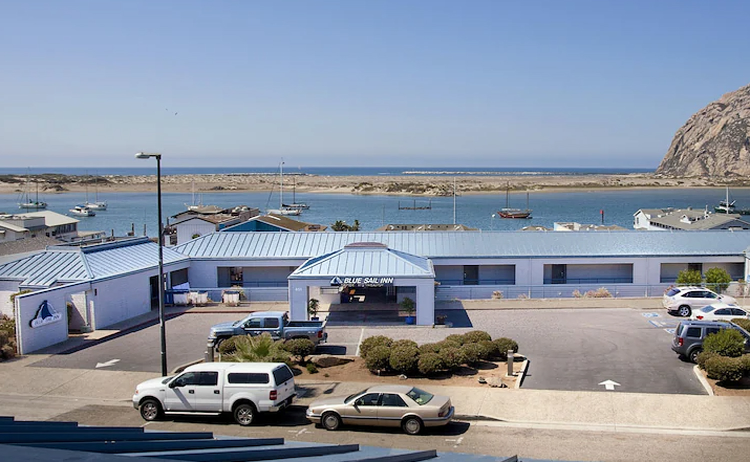 Aussenansicht, Blue Sail Inn, Morro Bay, CA Credits: Blue Sail Inn