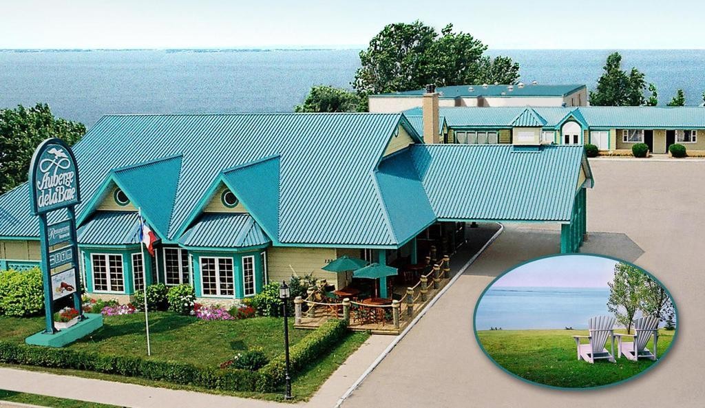 Außenansicht, Hotel de la Baie, Caraquet, New Brunswick, Kanada - Credit: Hotel de la Baie
