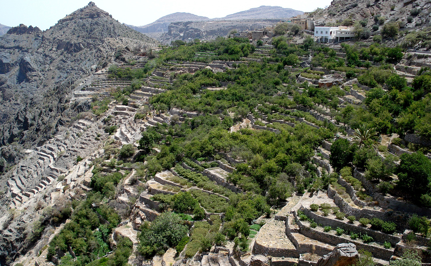 Jabal Al Akdar, Hajar Gebirge mit Jabal Akhdar & Shams - Credit: Ministry of Heritage & Tourism Sultanate of Oman