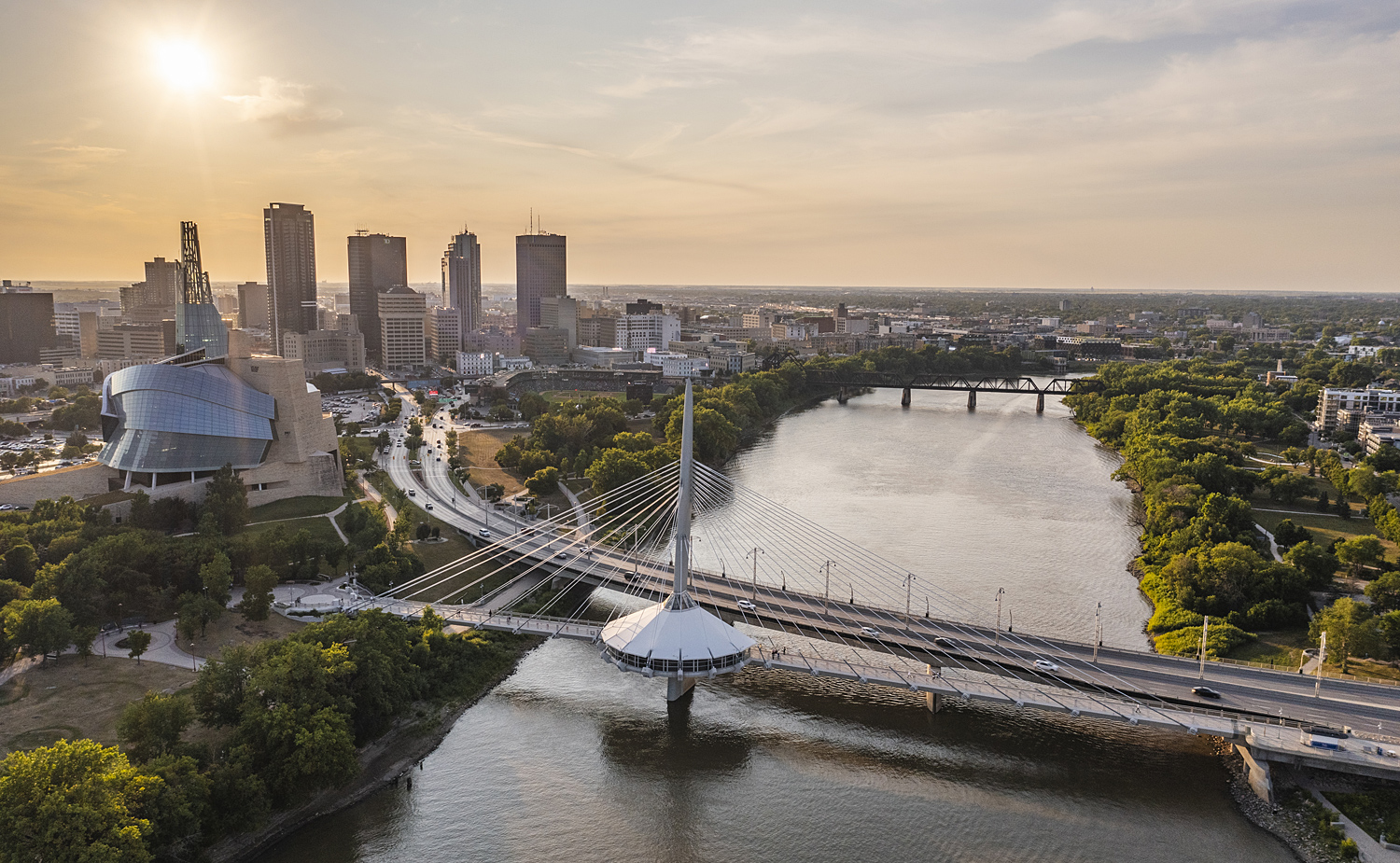 Winnipeg Skyline - Credit: Travel Manitoba