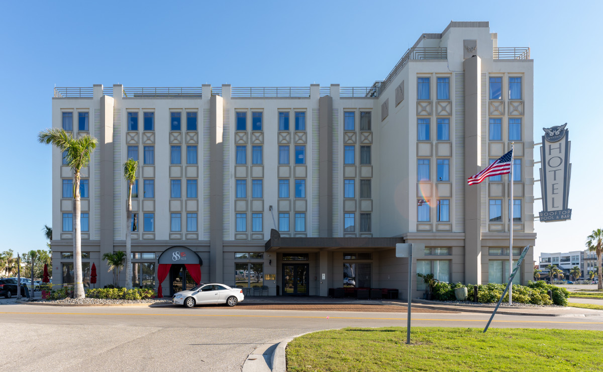 Außenansicht, Wyvern Hotel, Punta Gorda - Credit: Wyvern Hotel