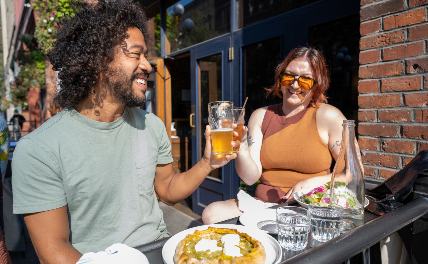 Danm the weather, Pioneer Square, Seattle - Credit: Visit Seattle/Rachael Jones