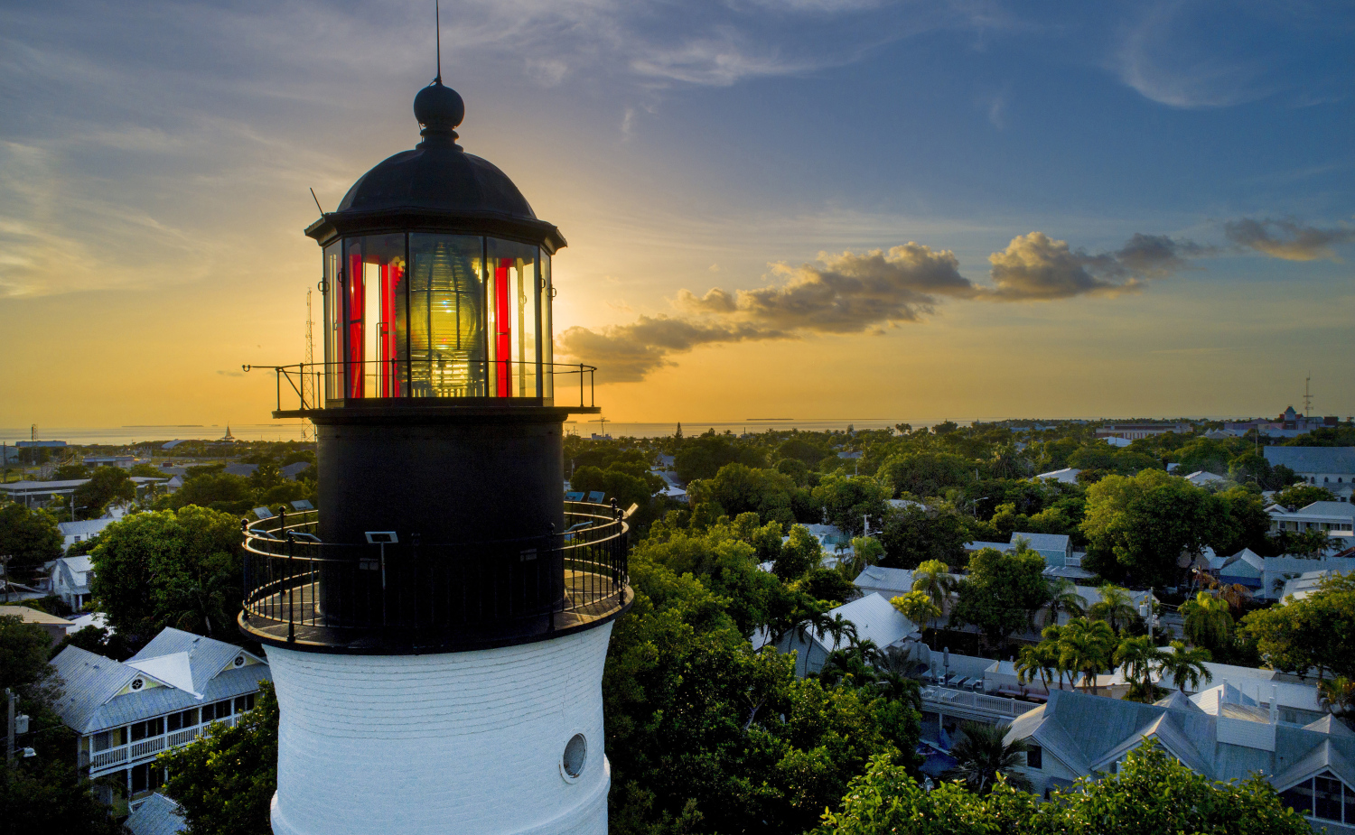 Ausblick vom Leuchtturm bei Sonnenuntergang, Key West, Florida Keys - Credit: Rob O'Neal