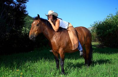 MT/Rocking Z Ranch/Frau auf Pferd