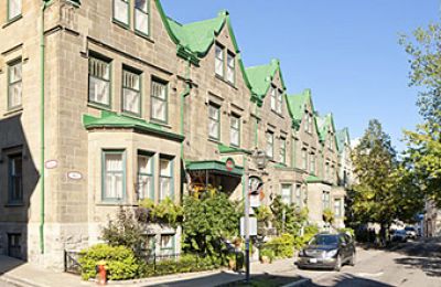 QC/Québec City/Chateau Bellevue/Exterior