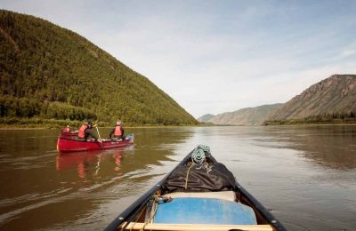 Ruby Range Adventure/Yukon River Tour Lake Laberge/ River