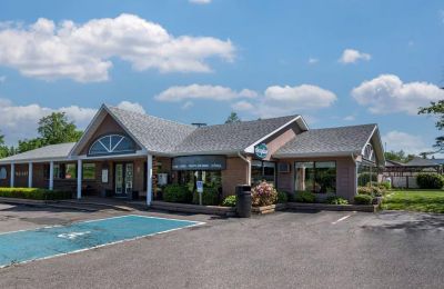 NB/Bathurst/Dannys Suites, SureStay Collection by Best Western/Außenansicht