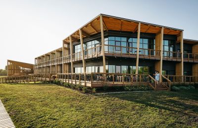 AB/Metis Crossing/Außenansicht