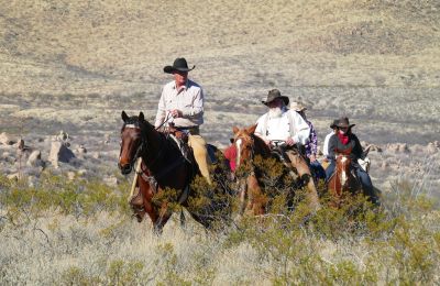 AZ/Tombstone Monument Ranch/Reitergruppe