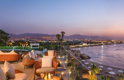 OMN/Muscat/Crowne Plaza Muscat/The Edge Loungedeck