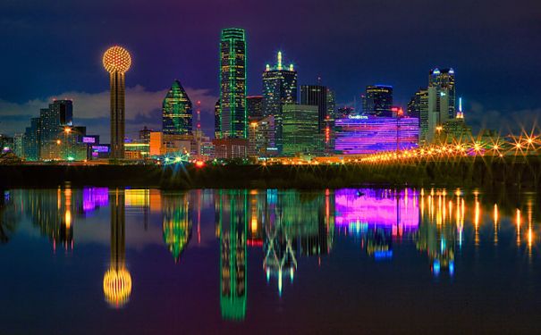 TX/Dallas/Allgemein/Colored Skyline