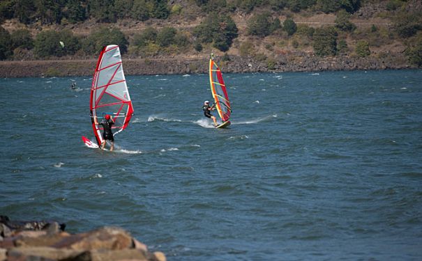 OR/Columbia River/windsurfing