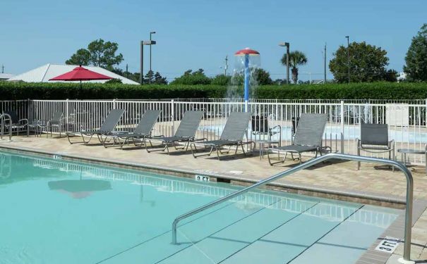 FL/Panama City Beach/Hampton Inn & Suites Panama City Beach-Pier Park Area/Pool