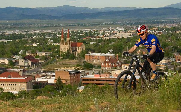 MT/Helena/Überblick mit Biker
