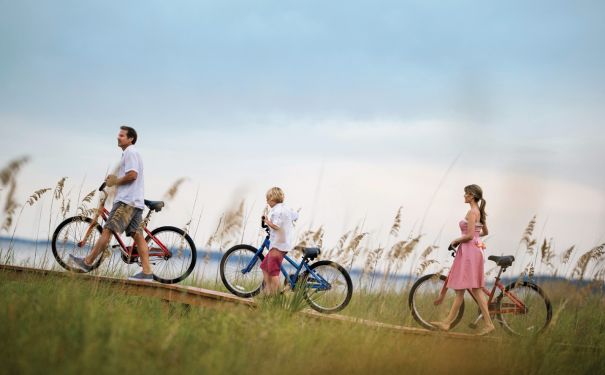 SC/Hilton Head Island/Familie mit Bikes