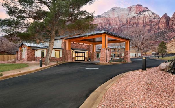 UT/Springdale/Best Western Plus Zion Canyon Inn & Suites/Außenansicht