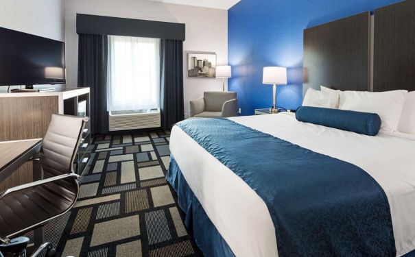AL/Birmingham/Best Western Plus Birmingham Inn & Suites/Zimmer King