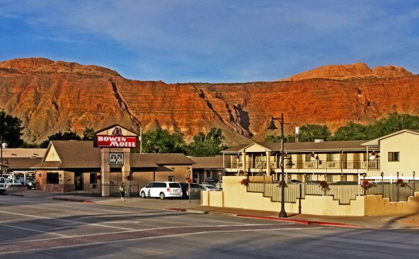 UT/Moab/Bowen Motel/Außenansicht