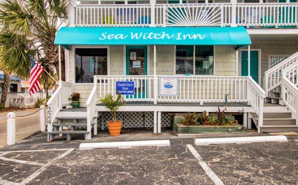 NC/Wilmington/Carolina Beach/SeaWitch Inn/Außenansicht