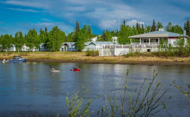 AK/Fairbanks/River's Edge Resort/Fluss Kanus