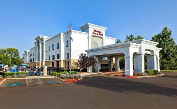 TX/Nacogdoches/Hampton Inn & Suites Nacogdoches/Außenansicht