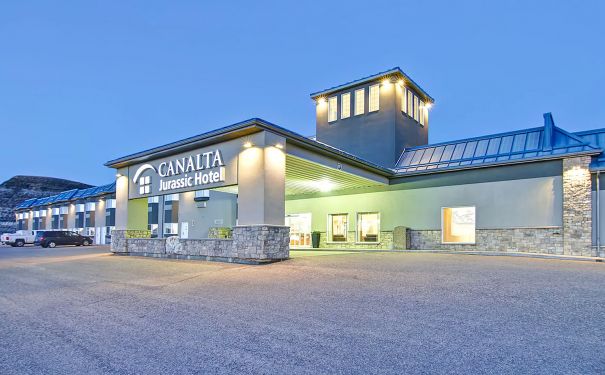 AB/Drumheller/Canalta Jurassic Hotel Drumheller/Aussenansicht