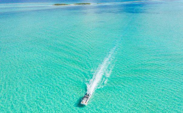 BAH/Andros/Bootstour