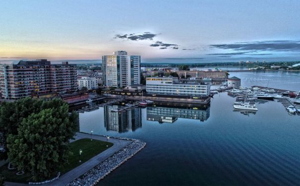ON/Kingston/Delta Hotels by Marriott Kingston Waterfront/Aussenansicht