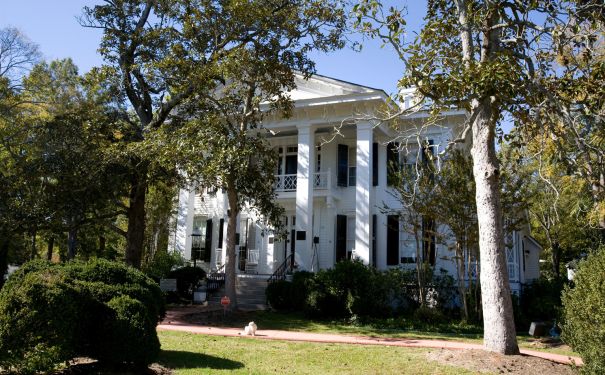 SC/Abbeville/Burt Stark Mansion