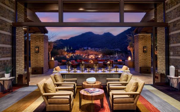 AZ/Tucson/The Ritz-Carlton, Dove Mountain/Lobby mit Patio