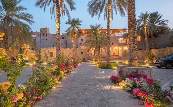 OMN/Nizwa/Antique Inn/Außenansicht
