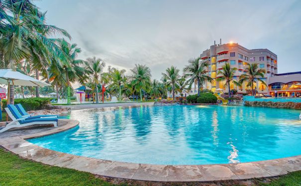 OMN/Salalah/Crowne Plaza Resort Salalah/Pool