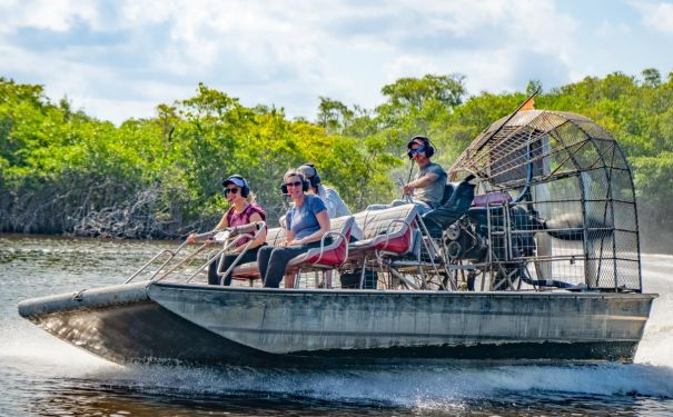 FL/Everglades City/Captain Jack's Airboat Tours