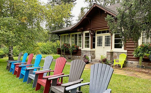 MB/Onanole/Elkhorn Resort/Außenansicht