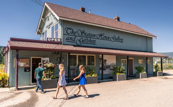 BC/Williams Lake/The Station House Gallery and Gift Shop