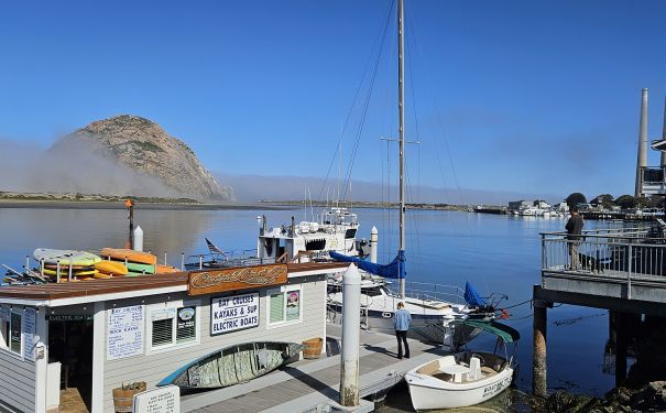 CA/Morro Bay/Morgennebel in der Bucht