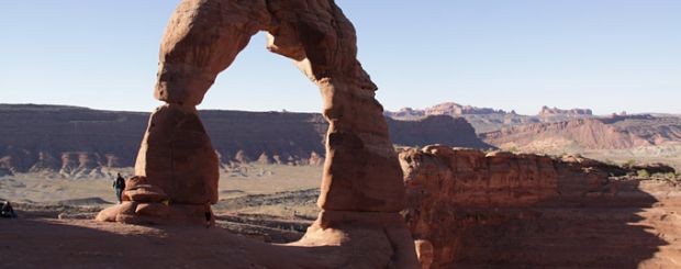 UT/Moab/Arches NP/Lonely Arch 680