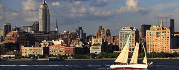 NY/New York City/Segelboot Skyline
