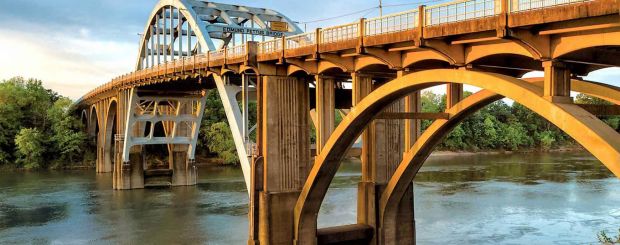 Edmund Pettus Bridge, Selma, Alabama - Credit: U.S. Civil Rights Trail