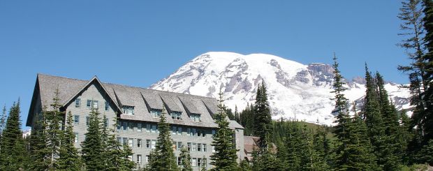 Außenansicht, Paradise Inn, Mount Rainier, Washington Credit - Expedia