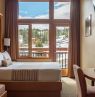 Deluxe Zimmer mit Balkon, Sunshine Mountain Lodge, Sunshine Village, Alberta - Credit: Sunshine Mountain Lodge