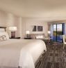 Zimmer mit King Bett, Loews Ventana Canyon Resort, Tucson, Arizona - Credit: Loews Hotels & Co.