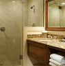 Tivoli Lodge: Badezimmer